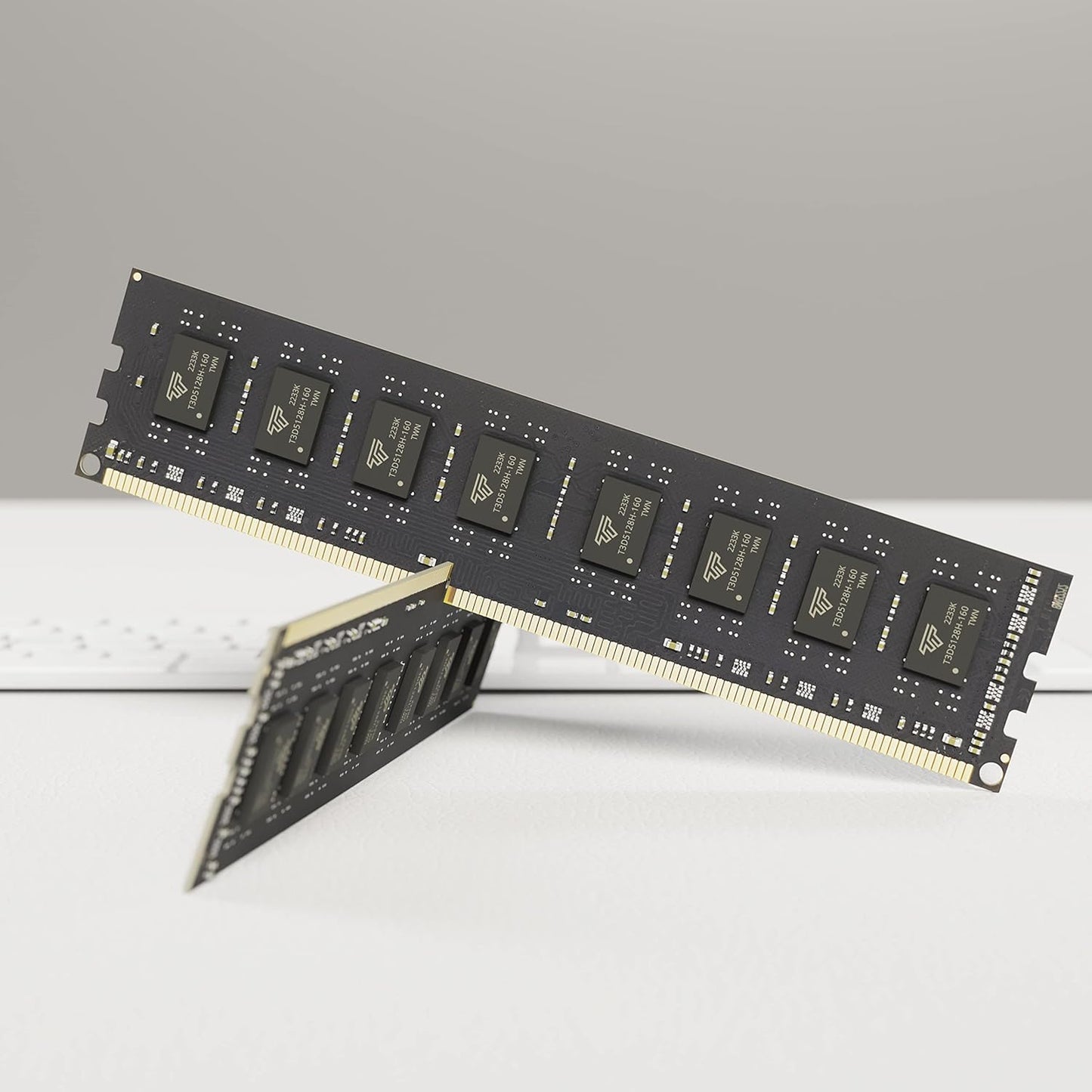 Timetec 8GB Kit(2X4Gb) DDR3 / DDR3L 1333Mhz PC3-10600 Non-Ecc Unbuffered 1.5V / 1.35V CL9 2Rx8 Low Density Dual Rank 240 Pin UDIMM Desktop PC Computer Memory RAM Module Upgrade (8GB Kit(2X4Gb))