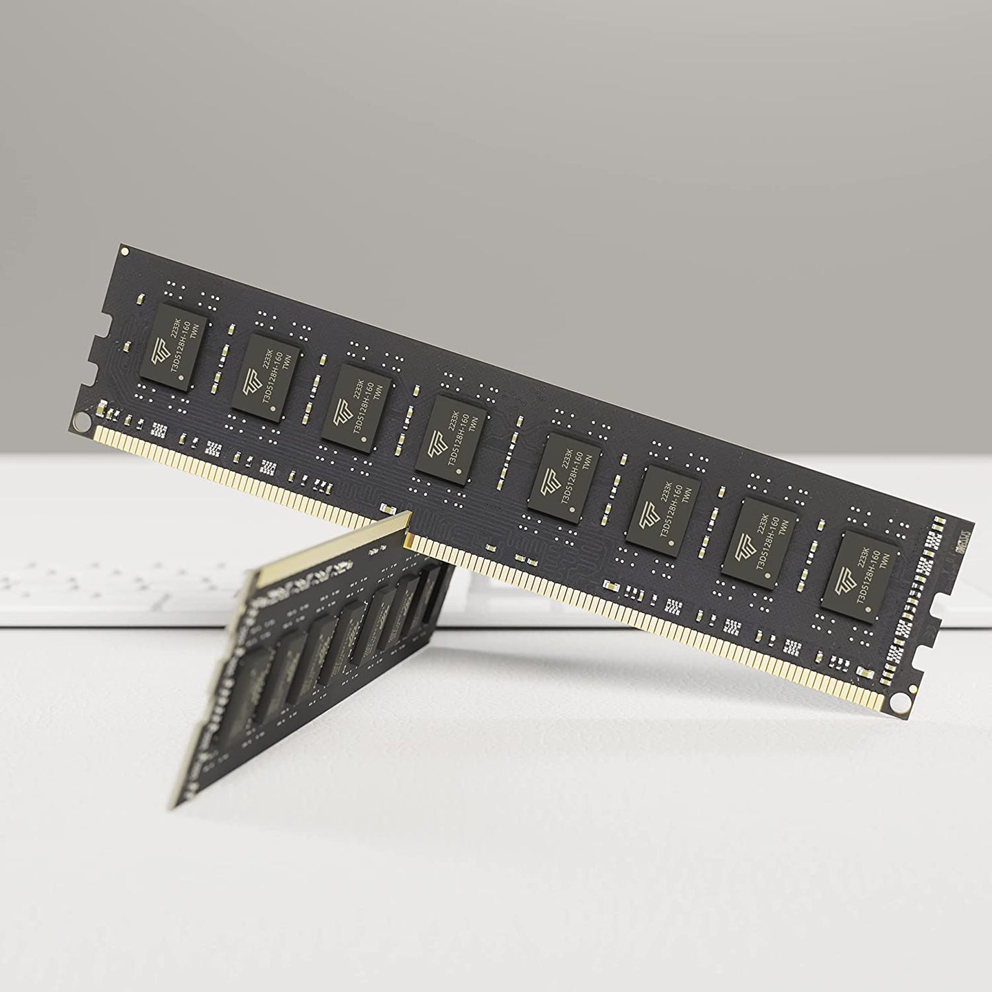 Timetec 80GB Kit(10X8Gb) DDR3L / DDR3 1600Mhz (DDR3L-1600) PC3L-12800 / PC3-12800 Non-Ecc Unbuffered 1.35V/1.5V CL11 2Rx8 Dual Rank 240 Pin UDIMM Desktop PC Computer Memory RAM(SDRAM) Module Upgrade
