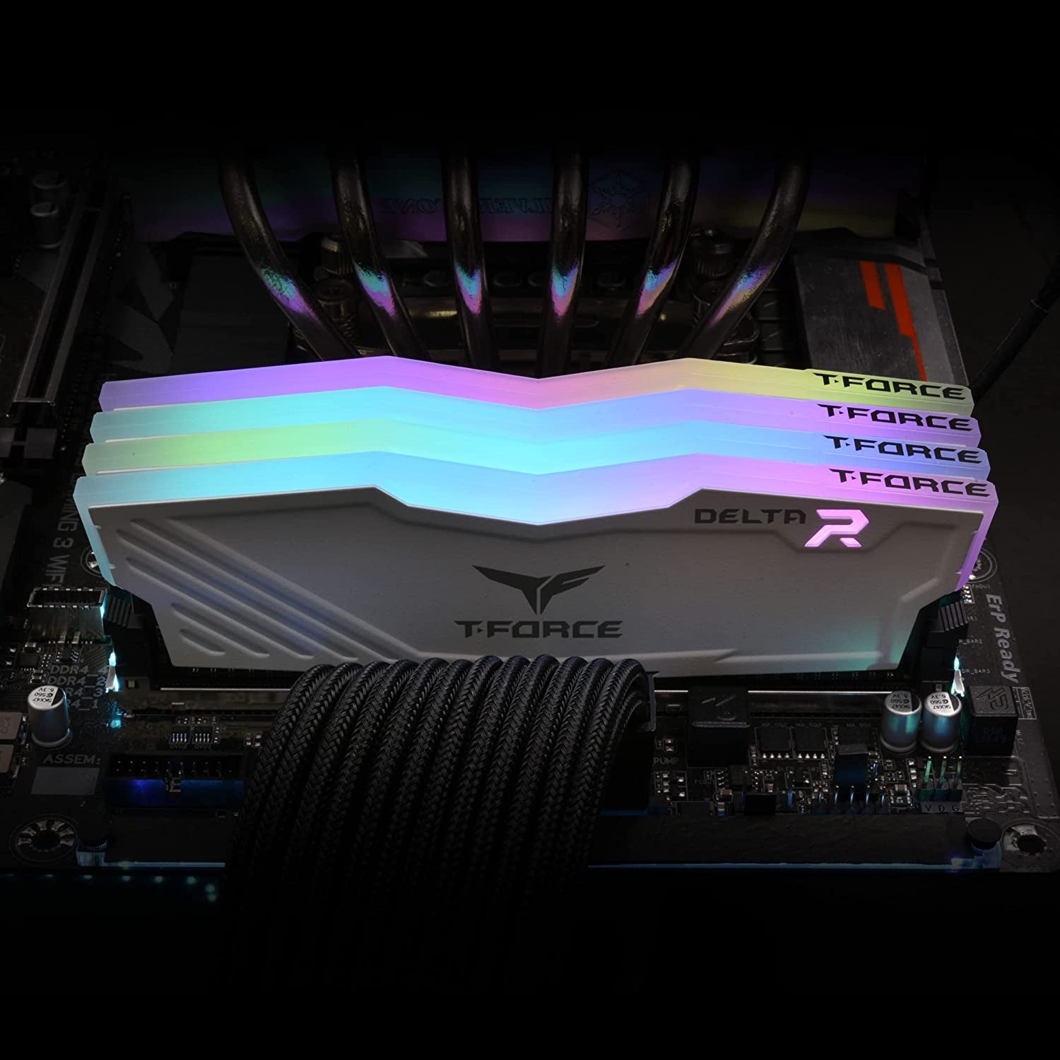 TEAMGROUP T-Force Delta RGB DDR4 32GB (2X16Gb) 3200Mhz (PC4-25600) CL16 Desktop Memory Module Ram TF4D432G3200HC16FDC01 - White